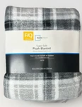 Mainstays Plush Blanket Plaid Gray Full/queen Oeko-tex Polyester 90X90IN. Fixed Price $20.00.