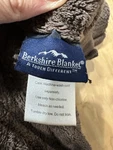 Berkshire Serasoft Plush Blanket Throw Brown King Size 102X90 Lightweight. Fixed Price $15.84.