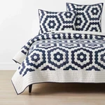 Heather Taylor Home Gwenivere Quilt - Ivory, Full/queen. Fixed Price $132.99.