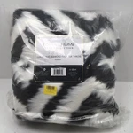 Inspired Home Luxe Ikat Diamond Faux Fur Black & White Throw T392-30BK 50X60"NEW. Fixed Price $37.69.